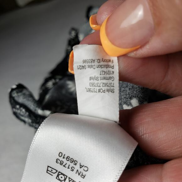 Maurices Women's 2X Off Shoulder Daisy Print Midi Dress Black Pleated Flared - Picture 8 of 13